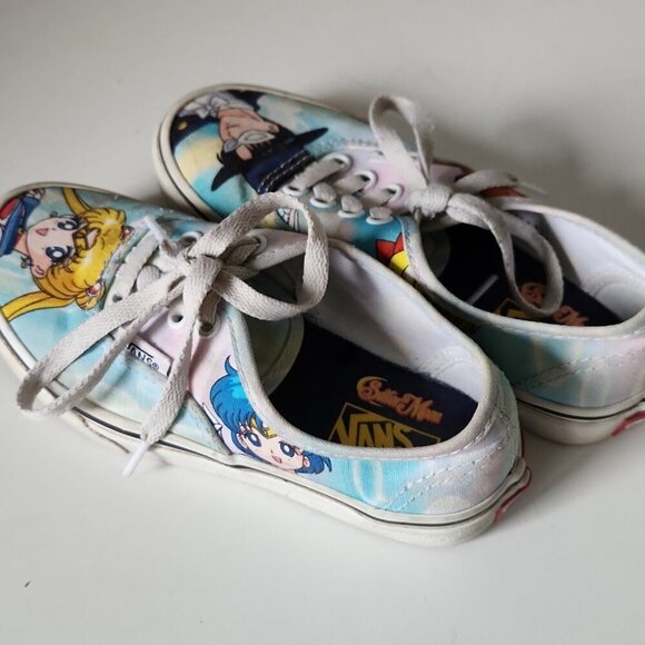 *SOLD* VANS x Sailor Moon | Authentic Pretty Guardian sneakers kids sz 13 - Picture 5 of 6